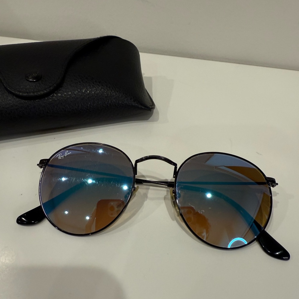 Ray-Ban Round Flash with Gradient Lenses - Picture 6 of 8